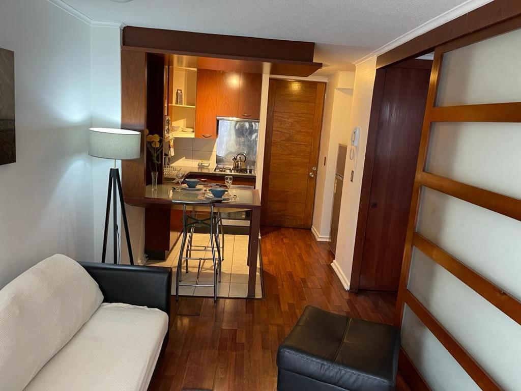Forestal Suite Apartment ซานติอาโก ภายนอก รูปภาพ
